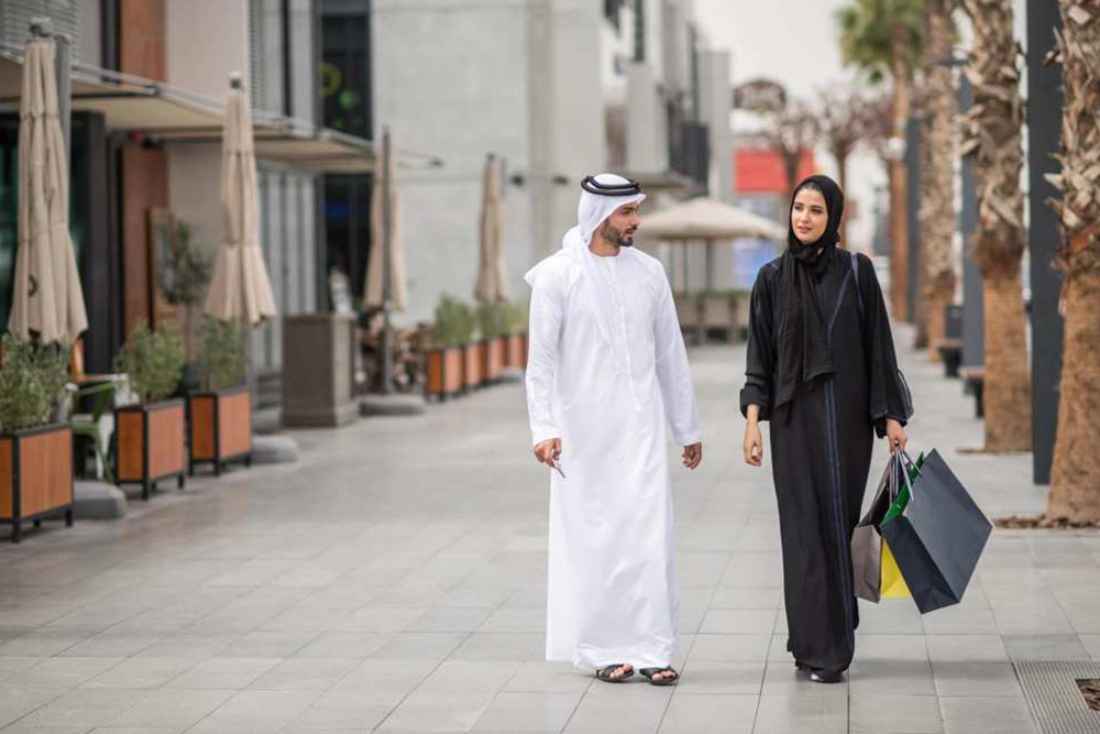 جذاب‌ترین استایل و لباس مناسب سفر به دبی