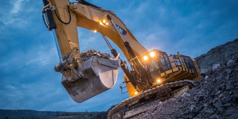 خرید پمپ گردان بیل مکانیکی